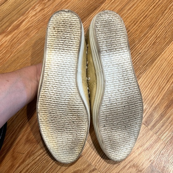 Vintage Cache bundle of 2 hand painted embellished sneakers women’s size 7 - Picture 6 of 16